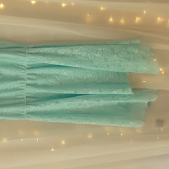 Mint green lace handkerchief dress size xl - Picture 4 of 8